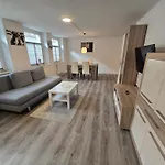 70m2 In Zittauer Stadtzentrum Innenstadt Innenring Lage - Wohnen Auf Zeit In - 2 Raum 아파트 치타우