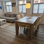 70m2 In Zittauer Stadtzentrum Innenstadt Innenring Lage - Wohnen Auf Zeit In - 2 Raum 치타우