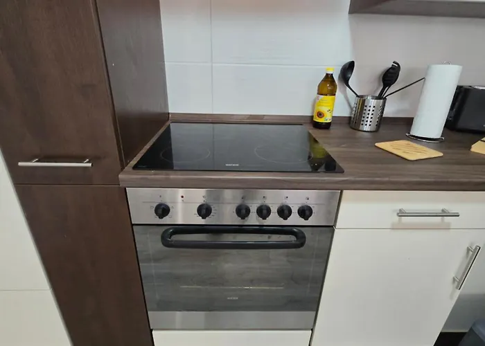 70m2 In Zittauer Stadtzentrum Innenstadt Innenring Lage - Wohnen Auf Zeit In - 2 Raum شقة تسيتاو