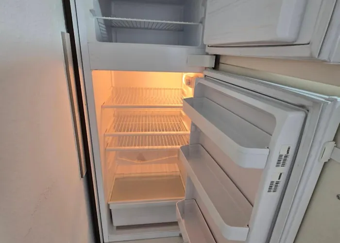 شقة 70m2 In Zittauer Stadtzentrum Innenstadt Innenring Lage - Wohnen Auf Zeit In - 2 Raum تسيتاو