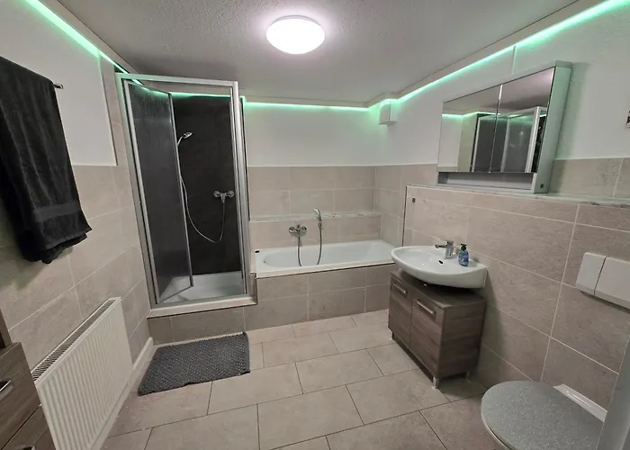 70m2 In Zittauer Stadtzentrum Innenstadt Innenring Lage - Wohnen Auf Zeit In - 2 Raum