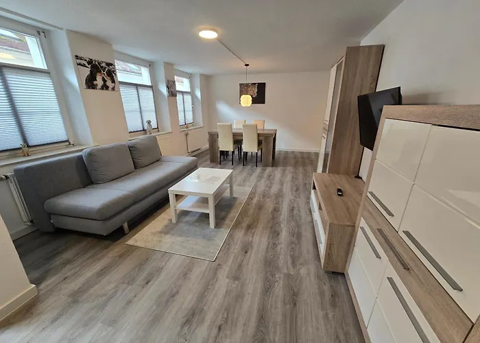 70m2 In Zittauer Stadtzentrum Innenstadt Innenring Lage - Wohnen Auf Zeit In - 2 Raum شقة تسيتاو