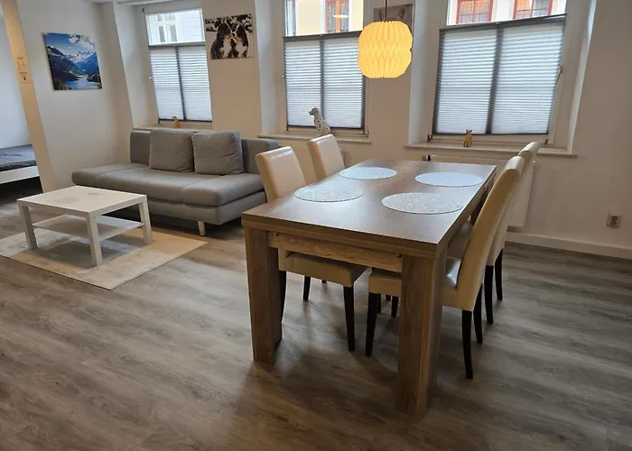 70m2 In Zittauer Stadtzentrum Innenstadt Innenring Lage - Wohnen Auf Zeit In - 2 Raum تسيتاو